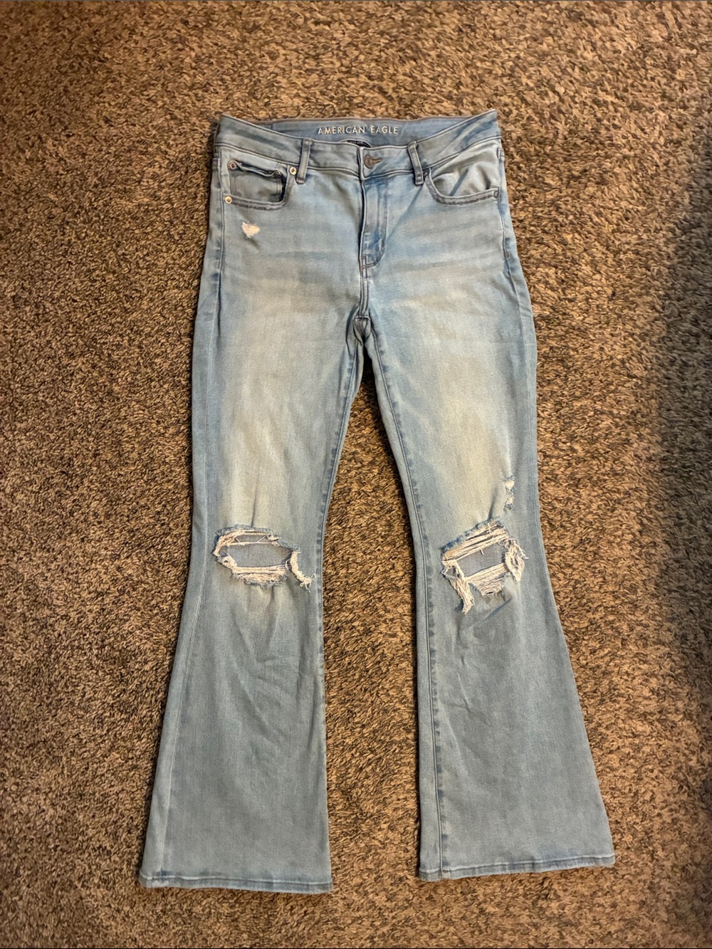 American Eagle low rise flare jeans -size 8
